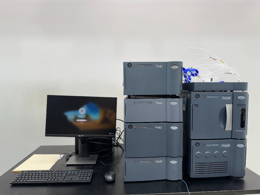 Image of Waters Acquity UPLC System